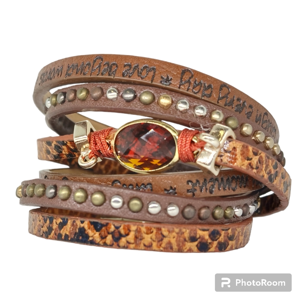 PLUS-SIZE Snake skin leather wrap bracelet with magnetic clasp and gemstone